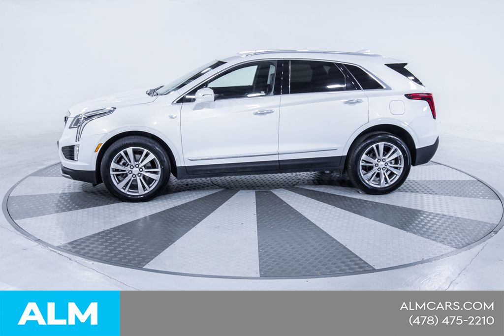 Used 2024 White Cadillac Premium Luxury image 4