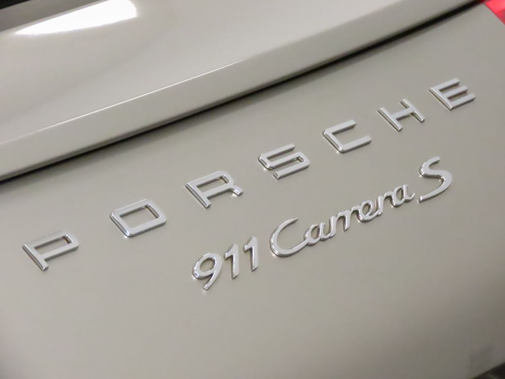 Thumbnail: 2012 Porsche 911 - 20