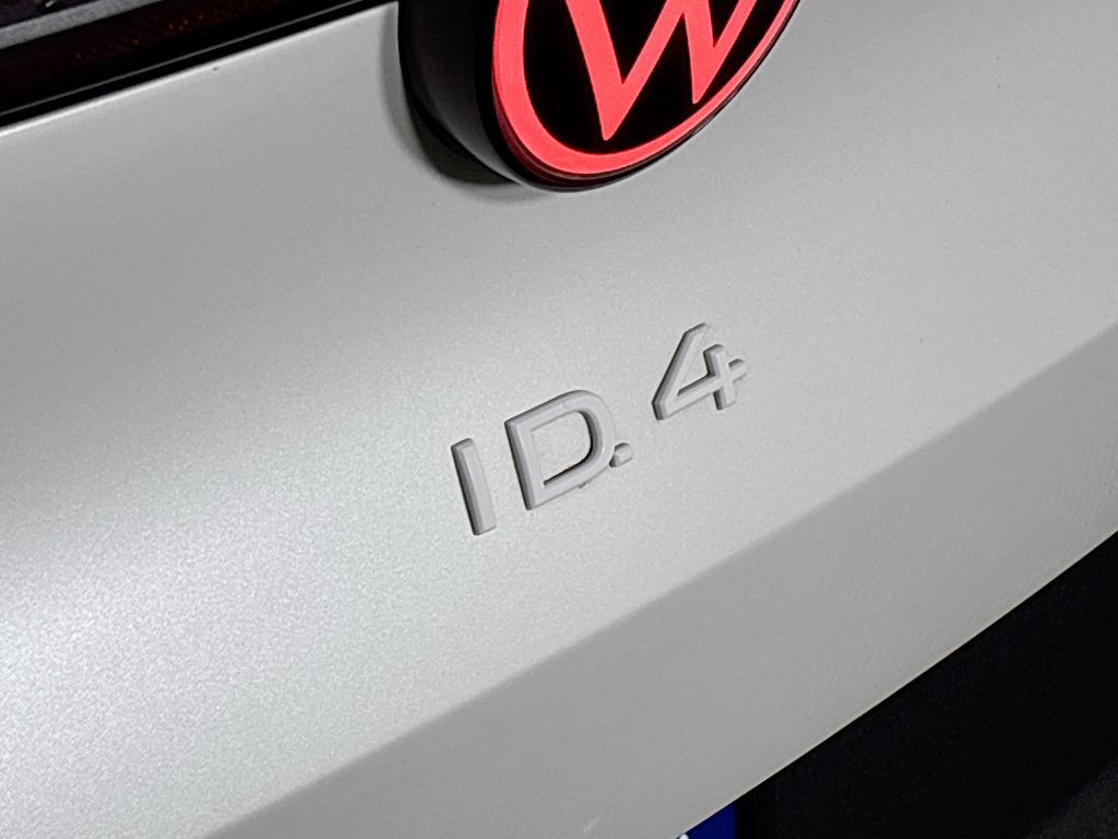 2025 Volkswagen ID.4 Pro S Plus