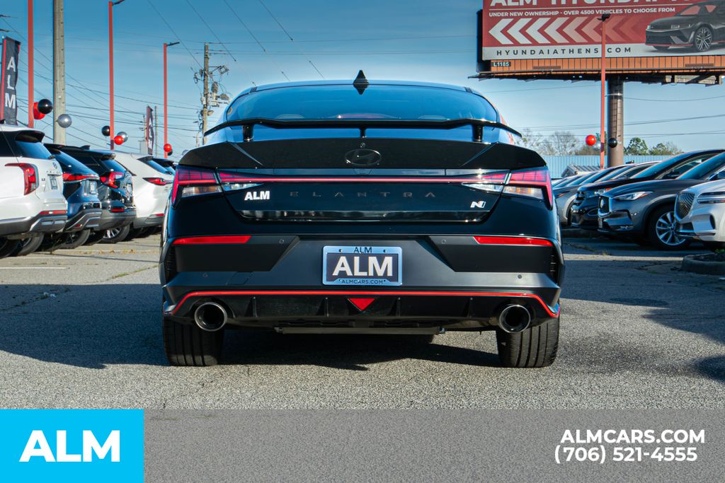 2024 Hyundai Elantra N Base photo 3