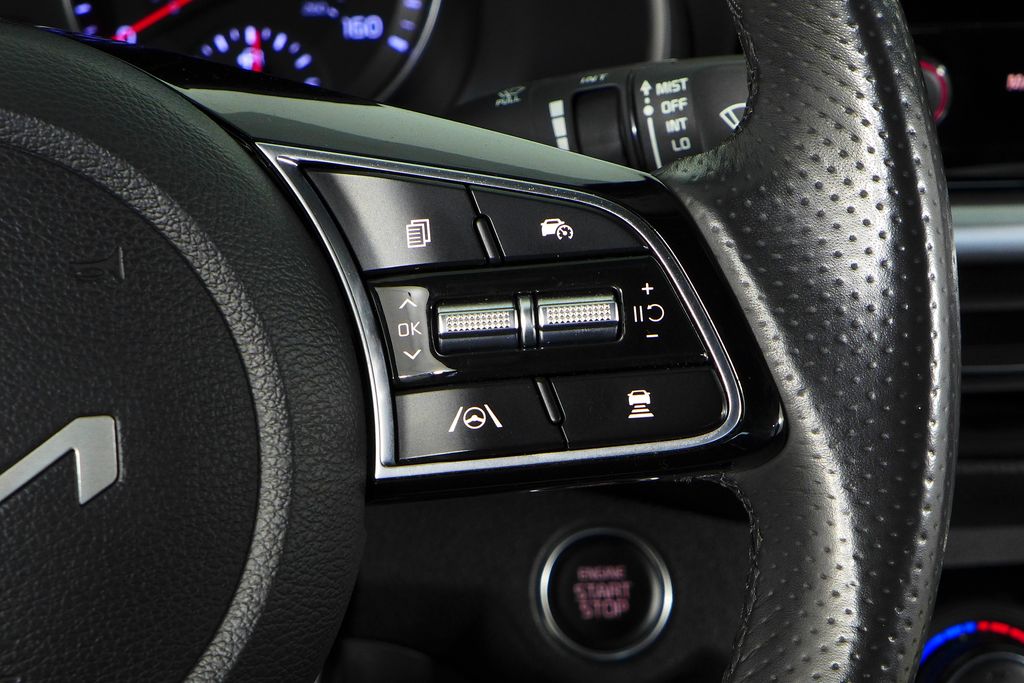 Thumbnail: 2024 Kia Forte - 27