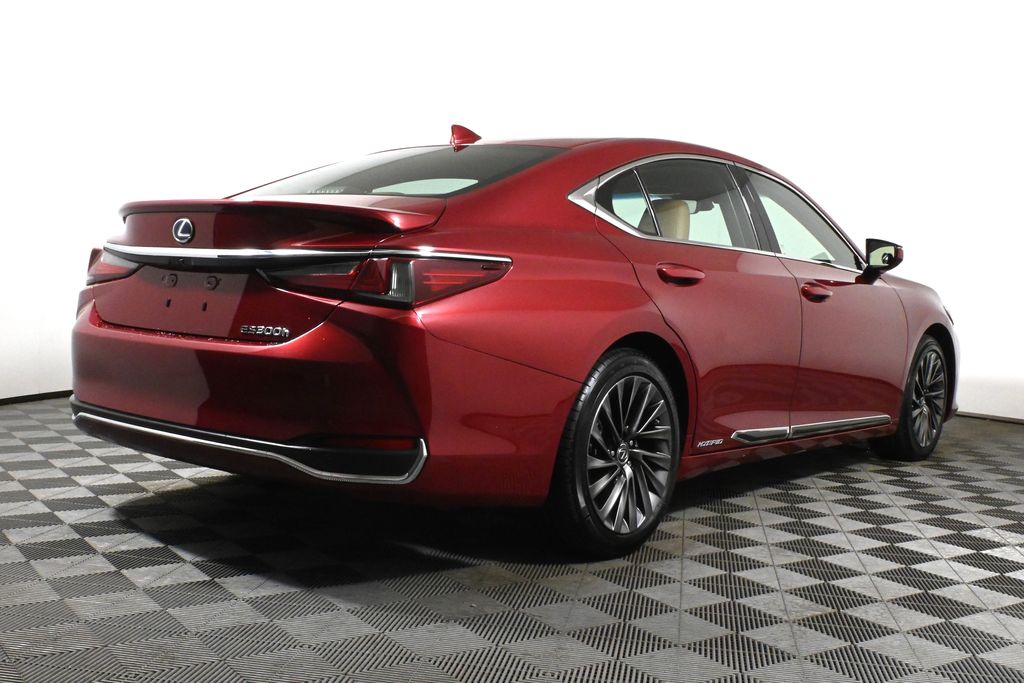 2019 Lexus ES Hybrid 300h Luxury 7