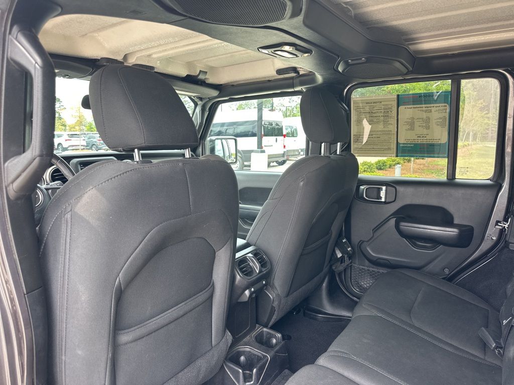 2019 Granite Crystal Metallic Clearcoat Jeep Wrangler Unlimited Unlimited Sport 4X4 SUV
