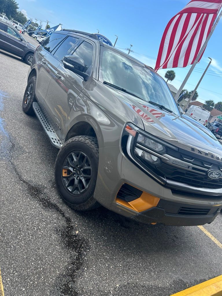 Gray 2026 Ford Expedition SUV / Crossover Four-Wheel Drive Automatic
