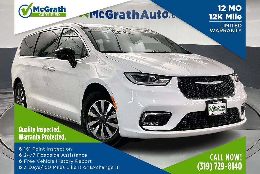 Bright White Clearcoat 2024 Chrysler Pacifica Hybrid Minivan Front-Wheel Drive Continuously Variable Transmission