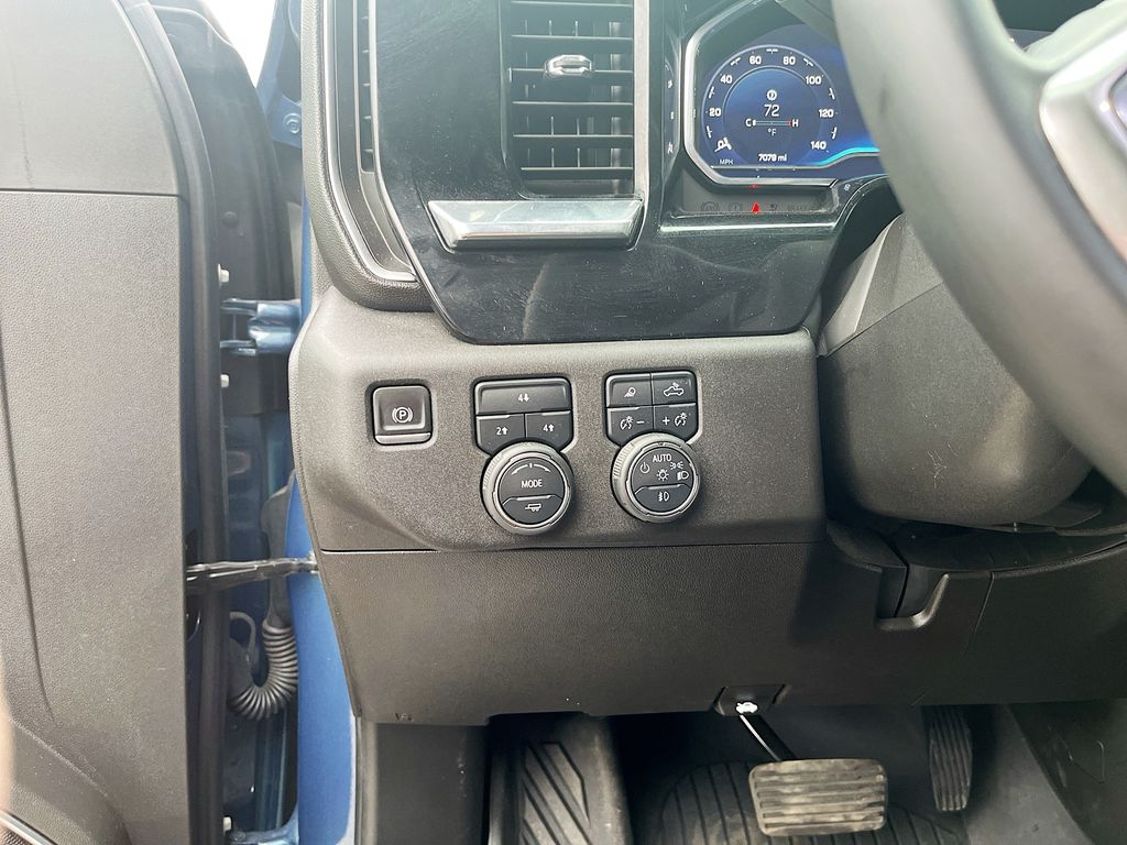 Used 2025 Blue Chevrolet LT image 10