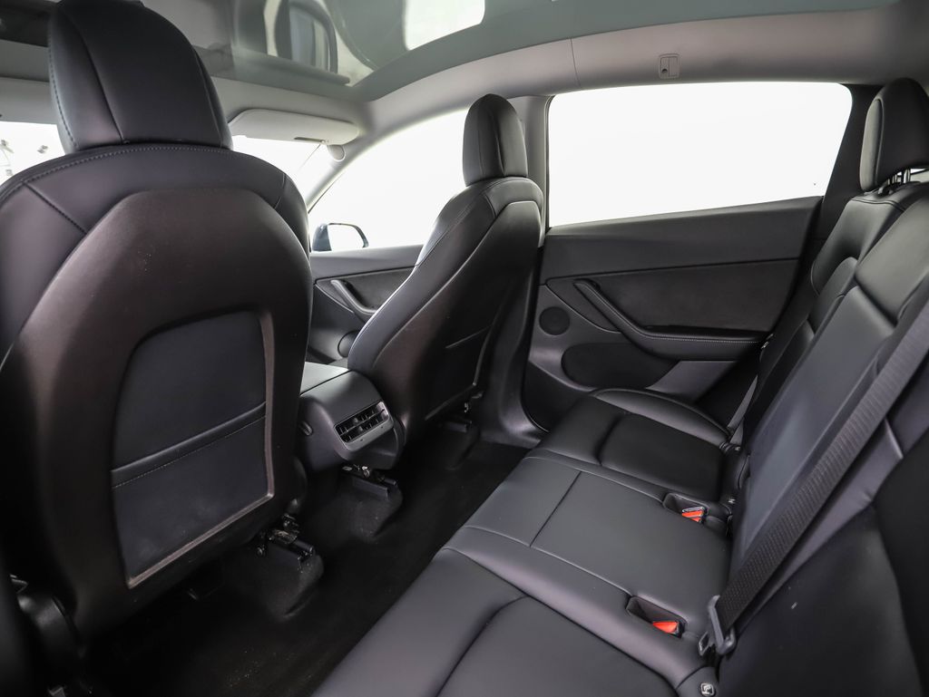 Thumbnail: 2021 Tesla Model Y - 19