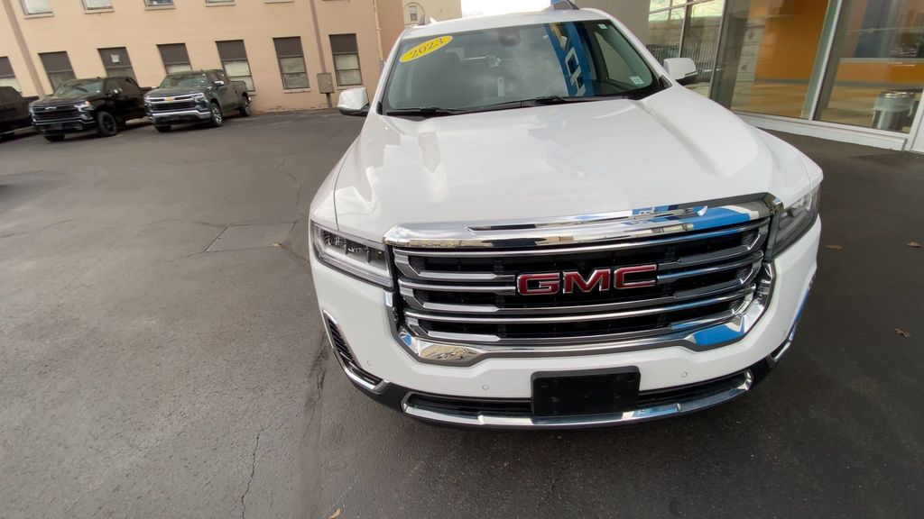 2023 GMC Acadia SLE - Photo 4