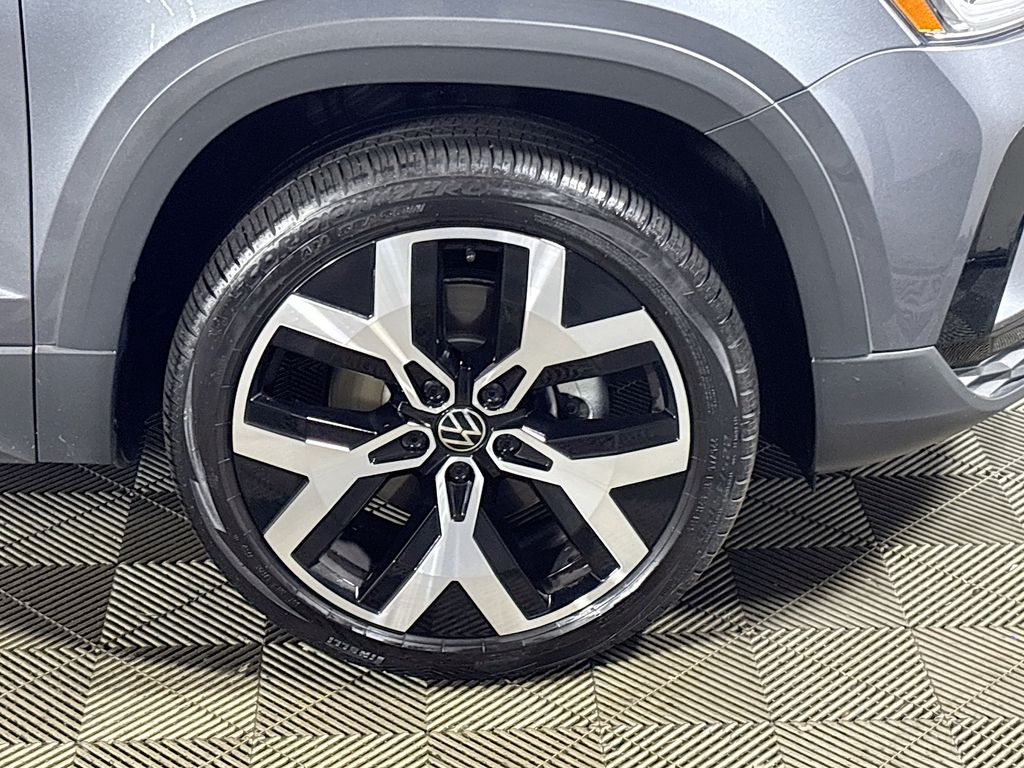 2023 Volkswagen Taos 1.5T SEL