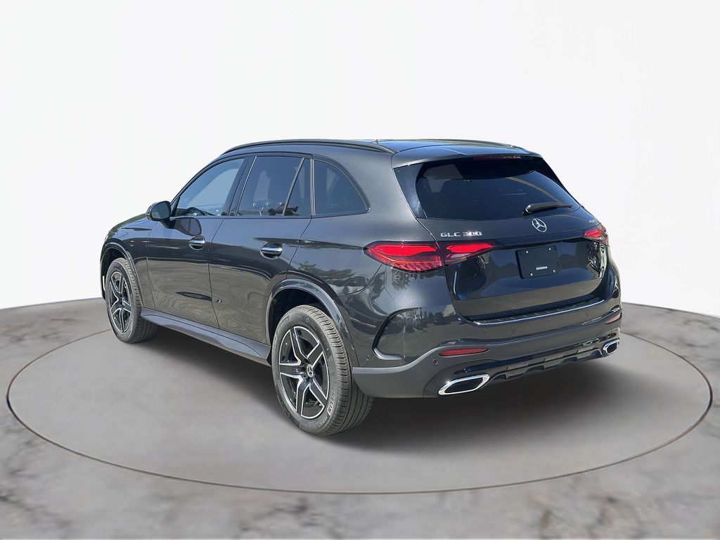 Thumbnail: 2025 Mercedes-Benz GLC - 4