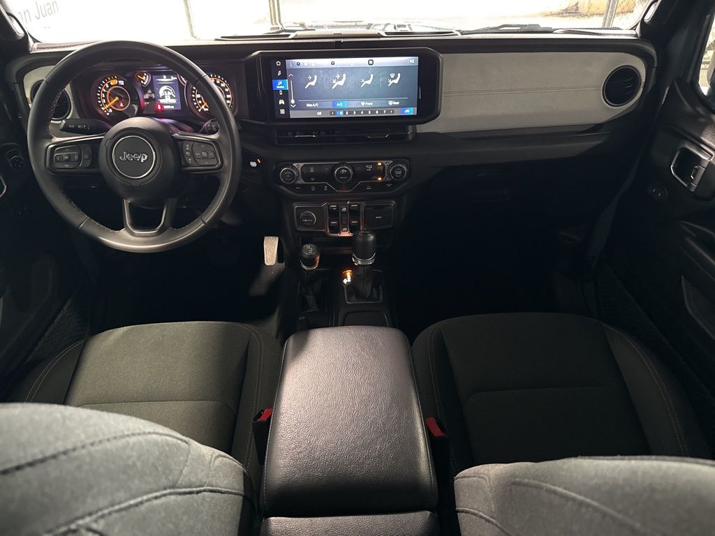 Thumbnail: 2024 Jeep Wrangler - 26