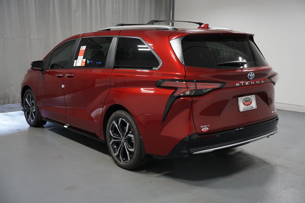 Thumbnail: 2025 Toyota Sienna - 6