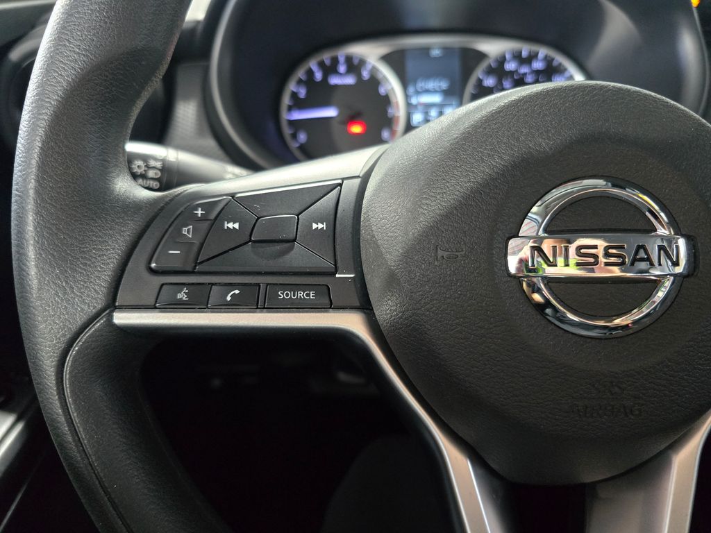 Thumbnail: 2021 Nissan Kicks - 16