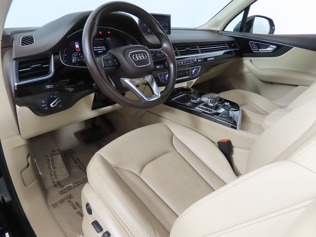 Thumbnail: 2019 Audi Q7 - 29