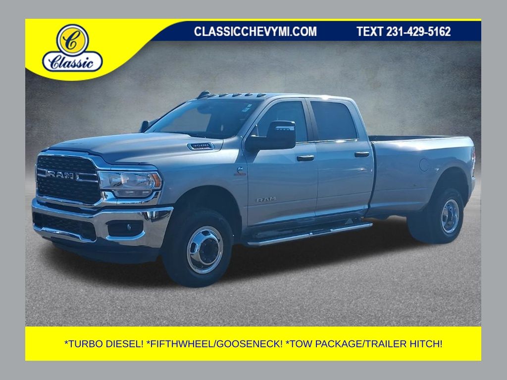 2024 RAM 3500 Big Horn Crew Cab LB DRW 4WD