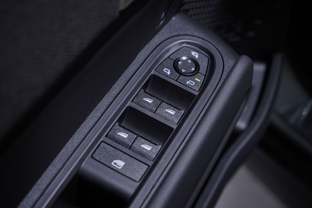 Thumbnail: 2026 MINI Cooper Countryman - 16