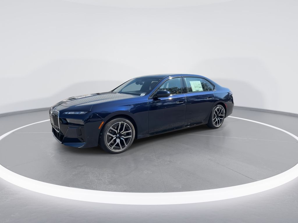 Thumbnail: 2026 BMW 7 Series - 4