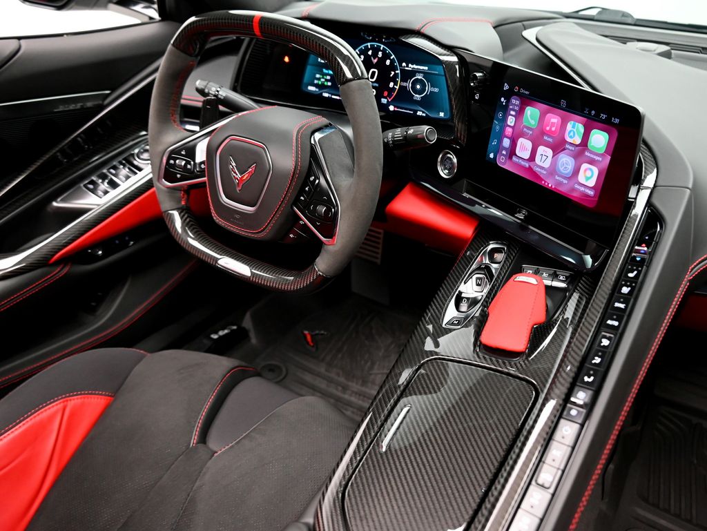 Used 2024 Gray Chevrolet Z06 image 17
