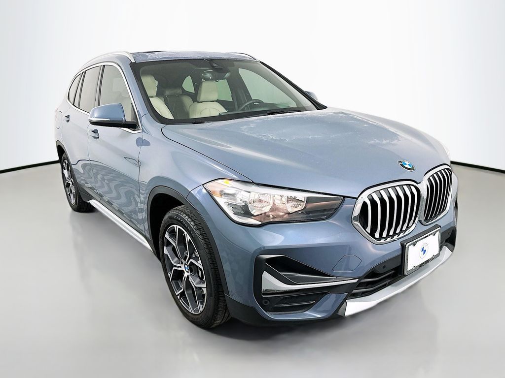 Thumbnail: 2020 BMW X1 - 3