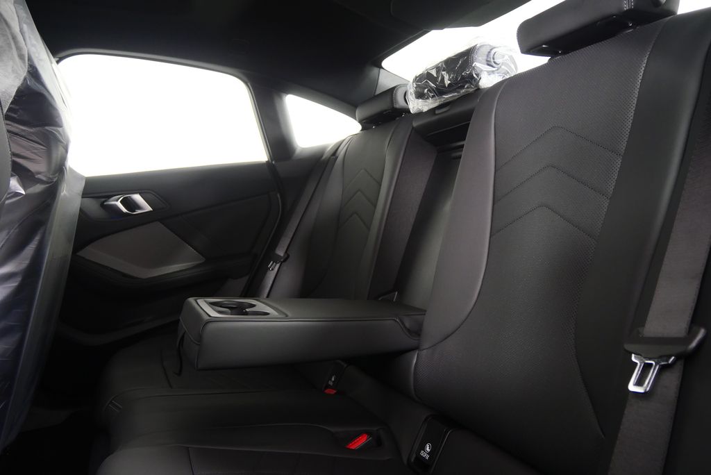 Thumbnail: 2026 BMW 2 Series - 16