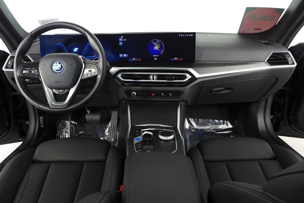 Thumbnail: 2023 BMW i4 - 25