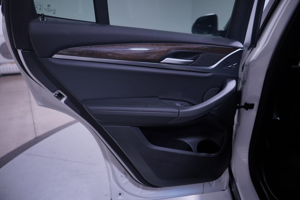 Thumbnail: 2022 BMW X3 - 15