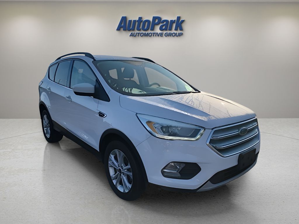 Oxford White 2017 Ford Escape SE AWD SUV / Crossover All-Wheel Drive 6-Speed Automatic