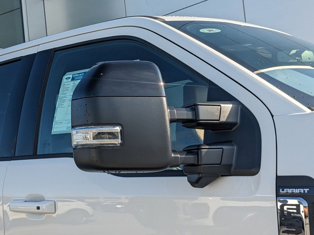 2025 Ford F-350 Super Duty Lariat