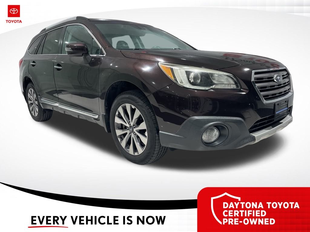 2017 Subaru Outback Touring's photo