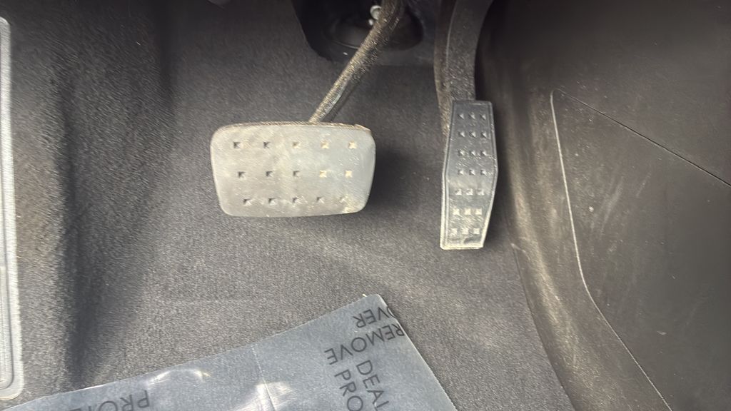 used 2023 Cadillac XT5 car, priced at $31,000