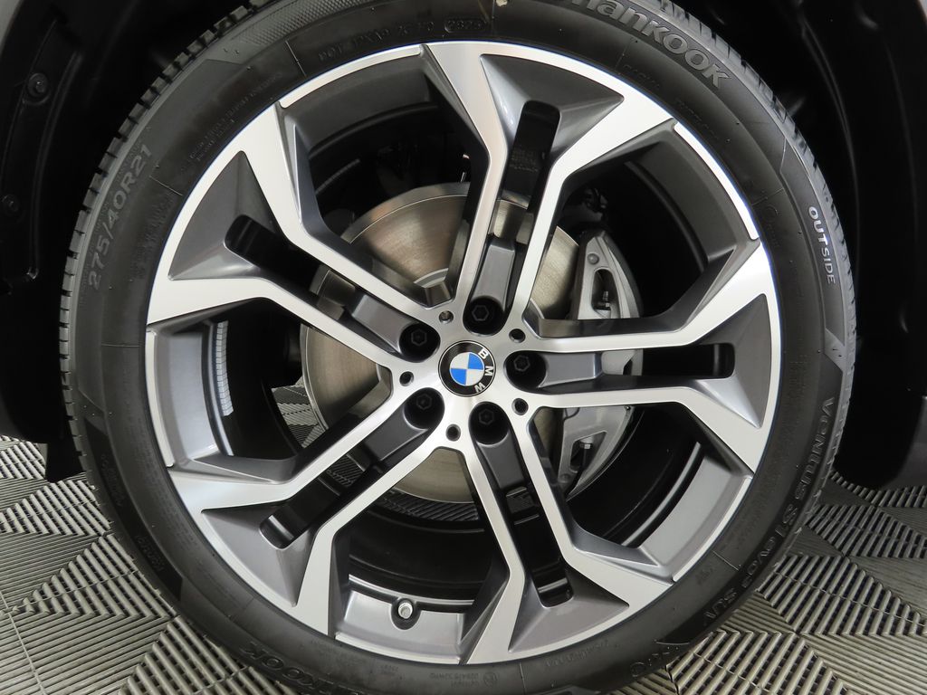 Thumbnail: 2026 BMW X5 - 30