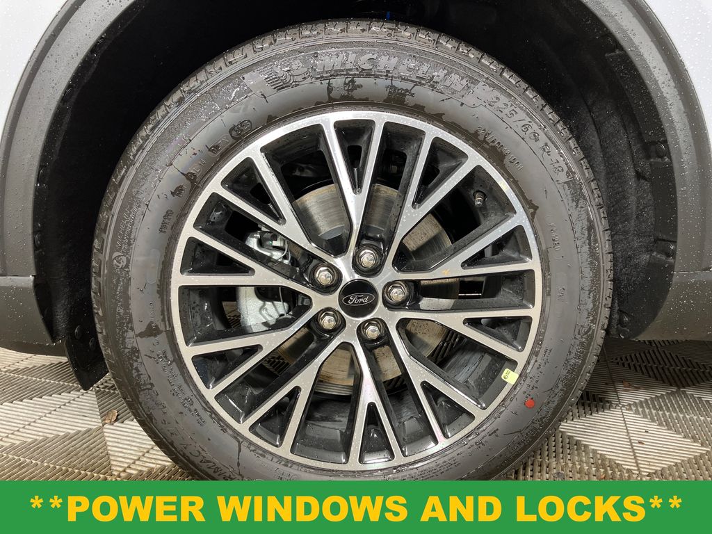 2025 Ford Escape Plug-In Hybrid Base photo 10
