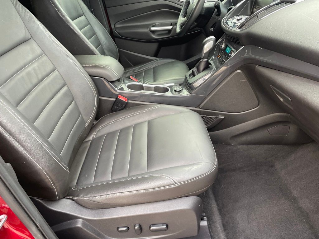 Used Car 2015 Ford Escape  Titanium For Sale Under $12,000 In Georgetown, Texas