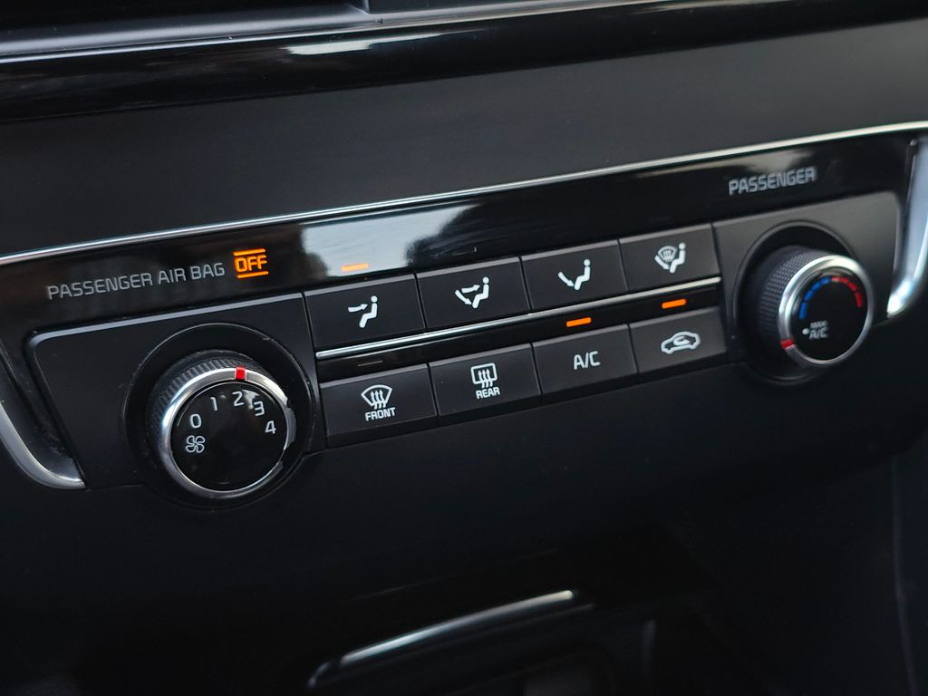 2017 Kia Optima LX photo 28