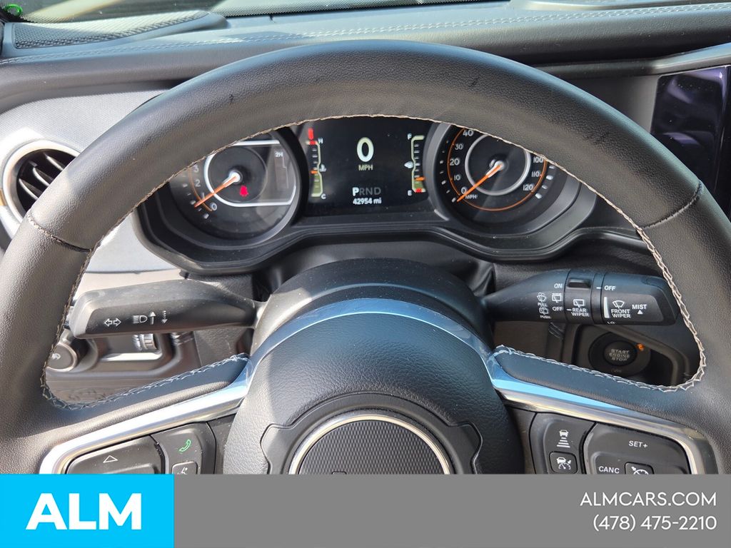 Used 2025 Black Jeep Sahara image 23