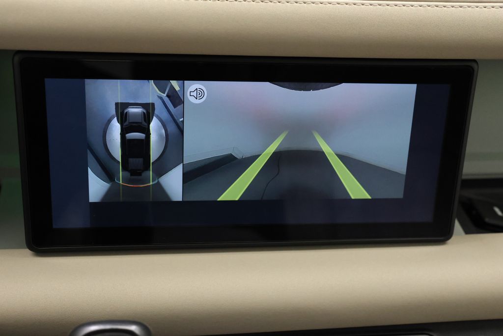 Thumbnail: 2021 Land Rover Defender - 23