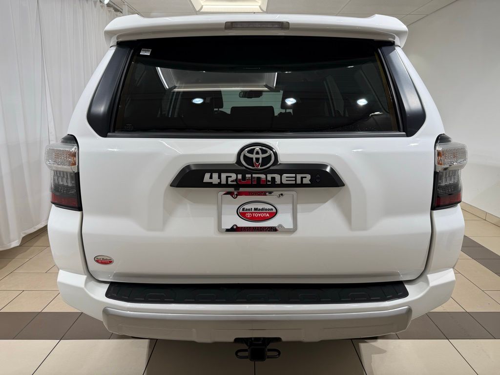 Thumbnail: 2024 Toyota 4Runner - 4