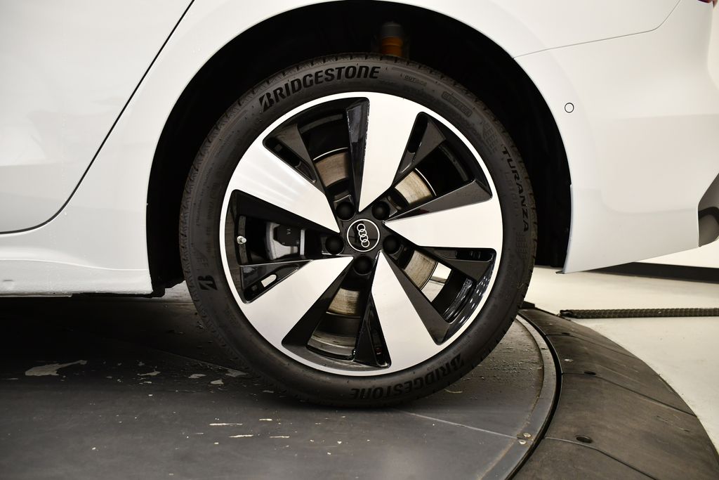 Thumbnail: 2025 Audi A5 - 14