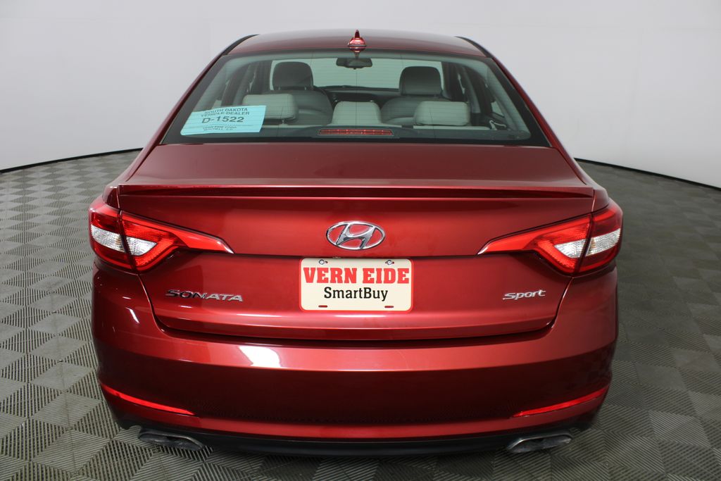 Used 2015 Hyundai Sonata for sale in 