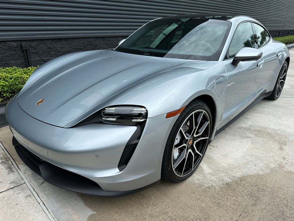 Thumbnail: 2024 Porsche Taycan - 6