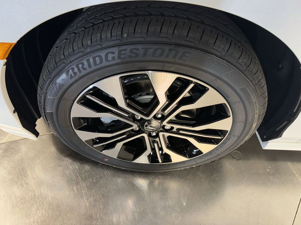 new 2026 Honda Odyssey car, priced at $53,645