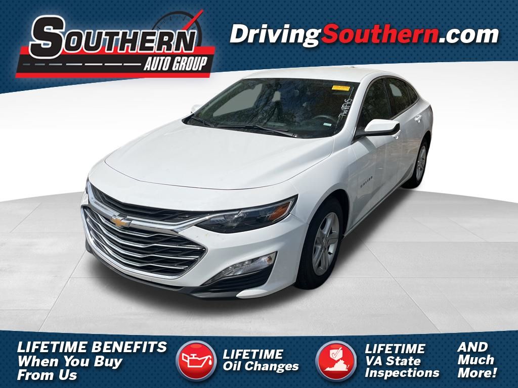 Summit White 2024 Chevrolet Malibu LT with 1LT FWD Sedan Front-Wheel Drive Continuously Variable Transmission