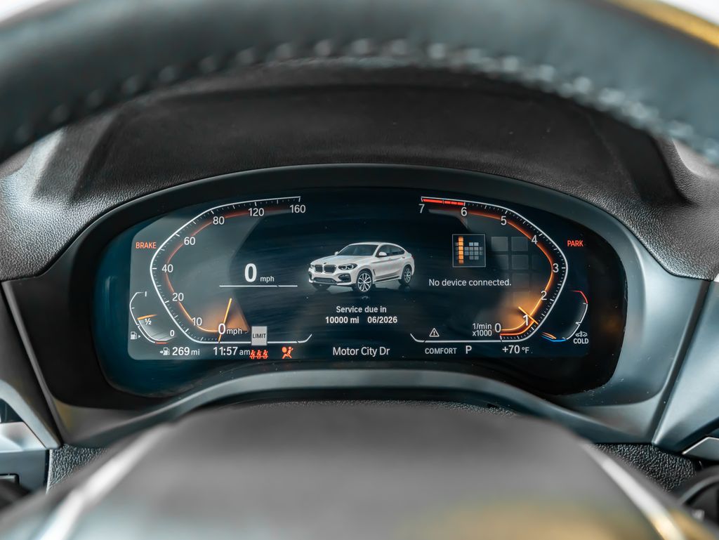 Used 2021 White BMW xDrive30i image 16