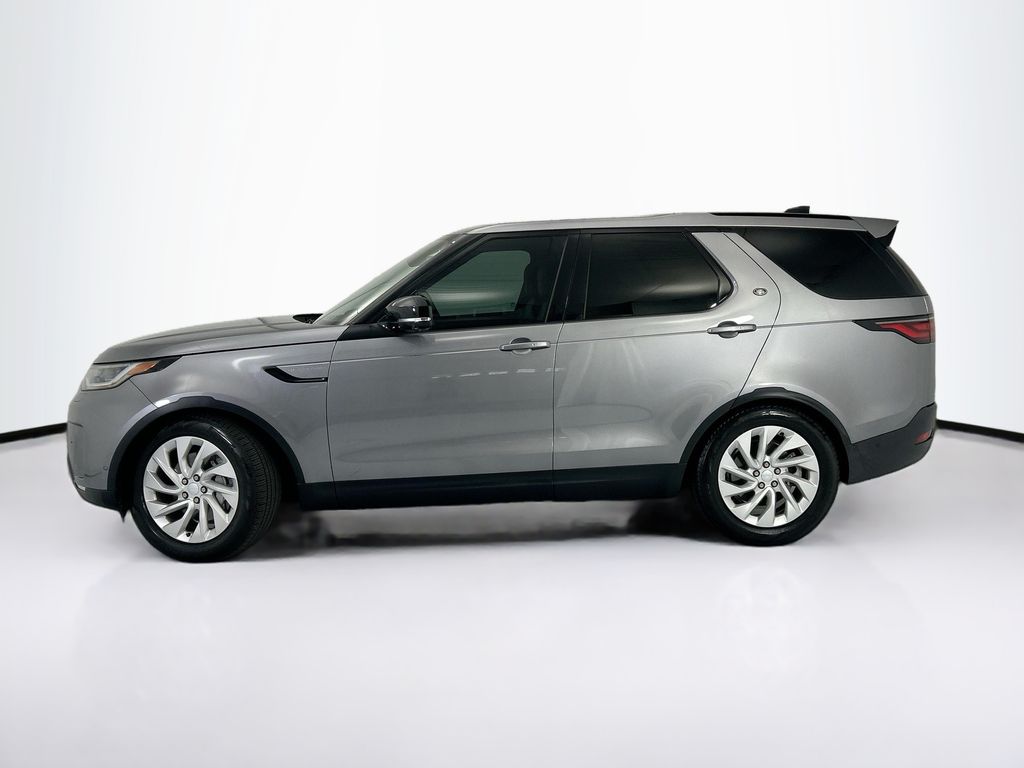 Thumbnail: 2025 Land Rover Discovery - 8