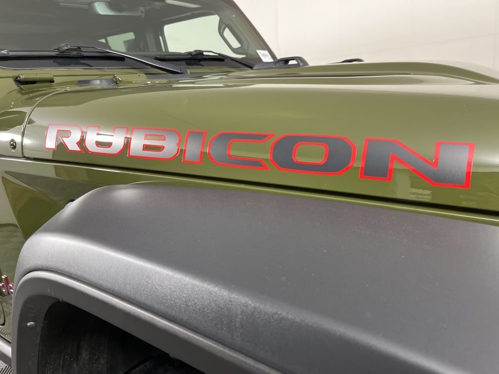 2024 Jeep Wrangler Rubicon 4