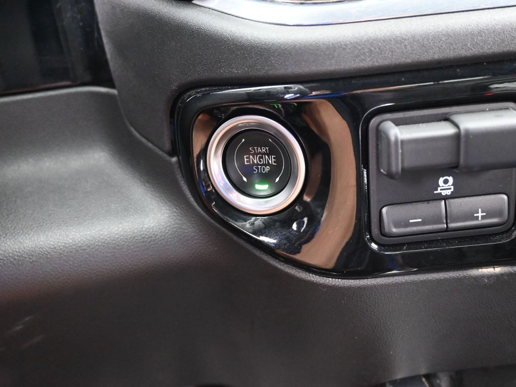 Used 2024 Summit White Chevrolet LT Trail Boss image 33