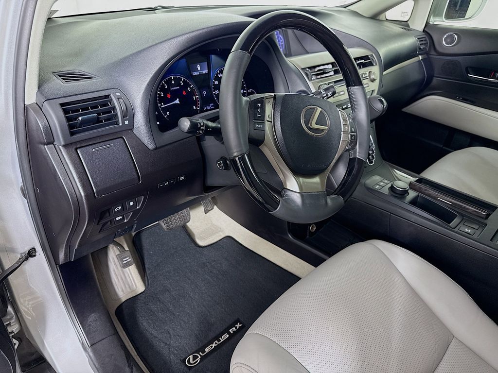 Thumbnail: 2015 Lexus RX - 9