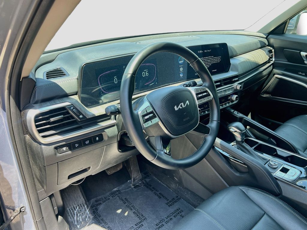 Used 2024 Silver Kia EX image 9