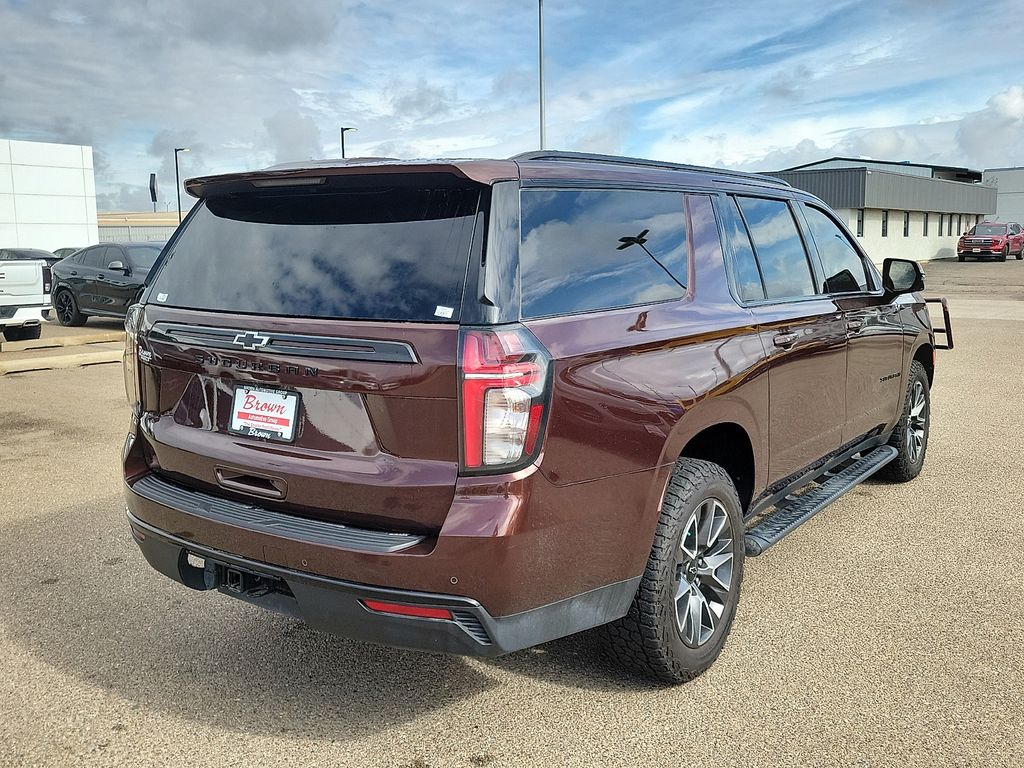 2023 Chevrolet Suburban Z71 - 9