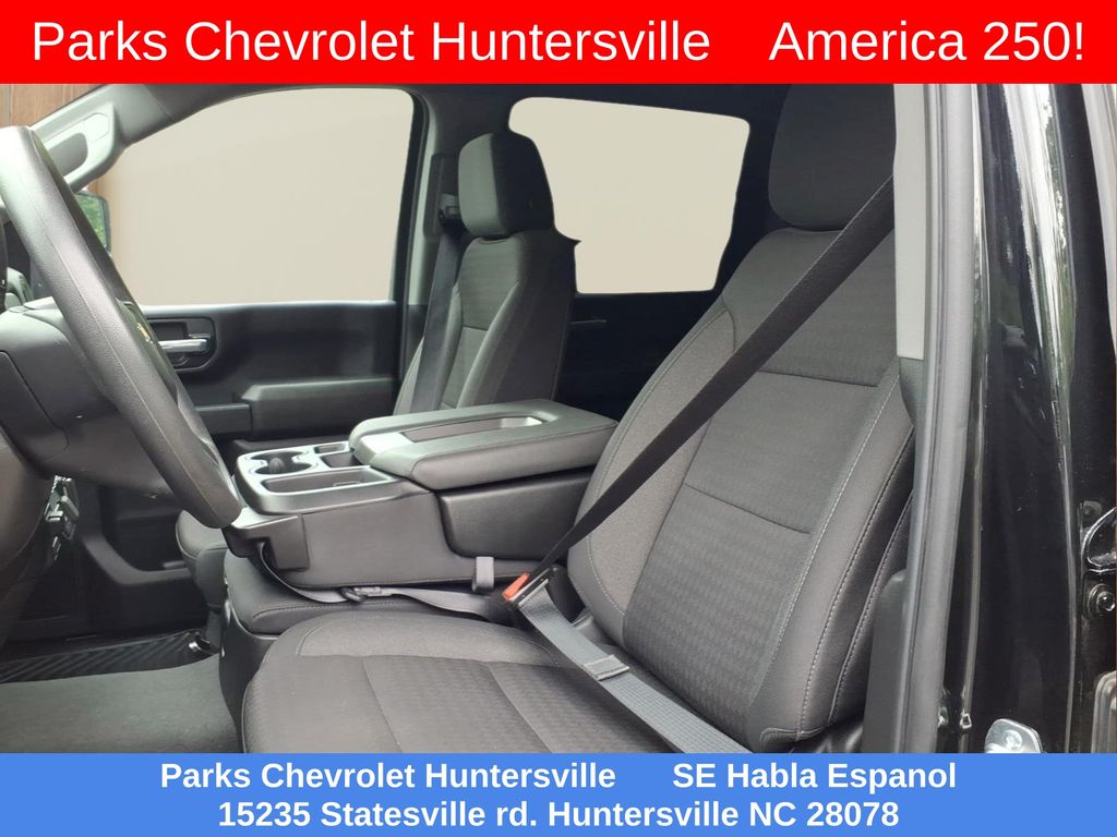 ChevroletSilverado 2500HD14